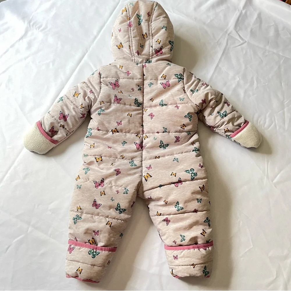 Oshkosh Bunting Snowsuit Size 6-9 months Muliticolor Butterflies